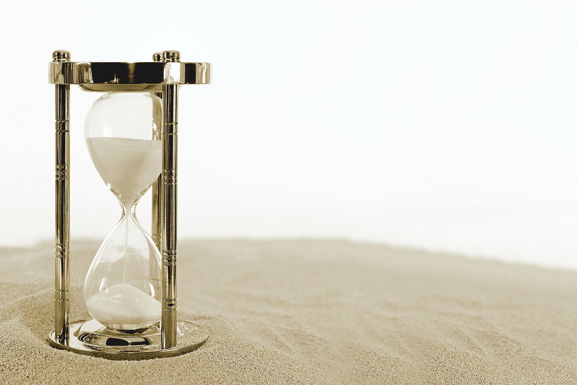 Hourglass (Pixabay)